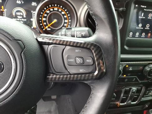 Used 2018 Jeep Wrangler Unlimited Sport S image 24