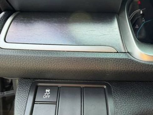 Used 2016 Honda Civic EX-L image 18