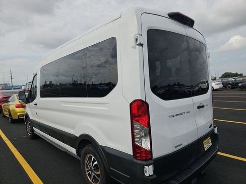 Used 2022 Ford Transit 350 XLT RWD image 3