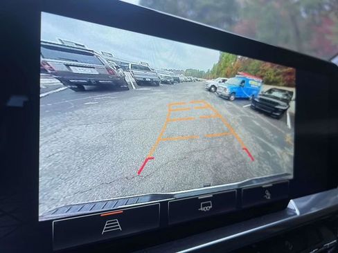 Used 2024 GMC Sierra 1500 Elevation w/ Preferred Package image 29