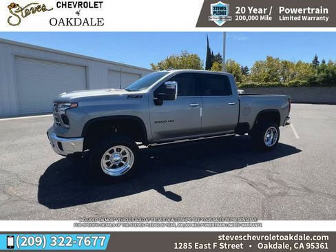 New 2026 Chevrolet Silverado 2500 LTZ w/ LTZ Premium Package AWD/4WD image 6