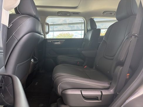 Certified 2026 INFINITI QX80 Pure w/ Cargo Package image 15