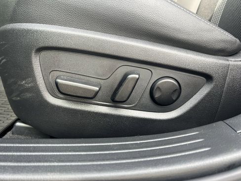 Used 2023 MAZDA CX-50 2.5 S w/ Cargo Package image 18