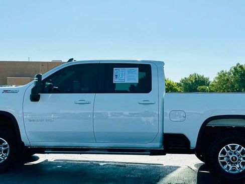 Used 2024 Chevrolet Silverado 2500 LT w/ All Star Edition AWD/4WD image 17