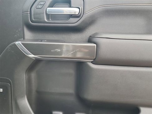 Used 2021 GMC Sierra 2500 AT4 w/ AT4 Premium Plus Package image 15