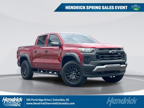 Used 2025 Chevrolet Colorado Trail Boss image 1