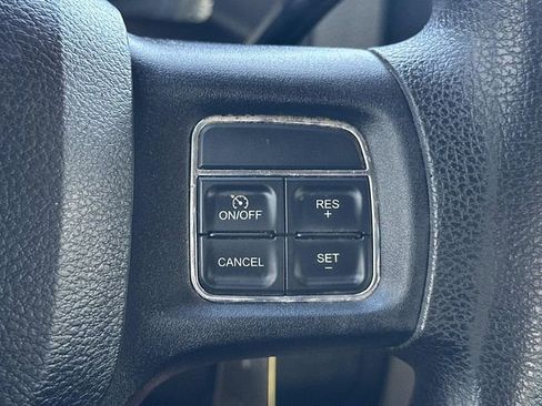 Used 2015 RAM 2500 Tradesman w/ Chrome Appearance Group image 17