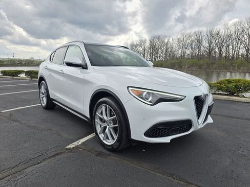 Used 2019 Alfa Romeo Stelvio Ti Sport w/ Quick Order Package 22S Sport image 12
