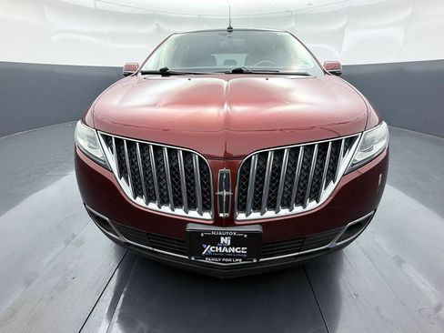 Used 2014 Lincoln MKX AWD w/ Equipment Group 102A image 2