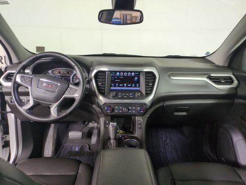 Used 2018 GMC Acadia SLT AWD/4WD image 15