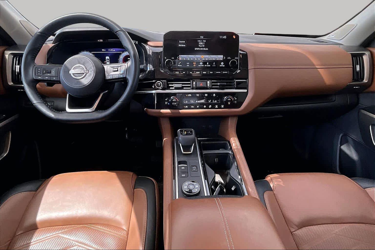 Used 2024 Nissan Pathfinder Platinum AWD/4WD image 16