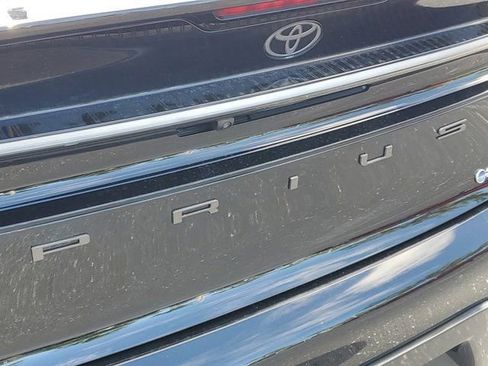 New 2025 Toyota Prius Plug-In Hybrid image 5