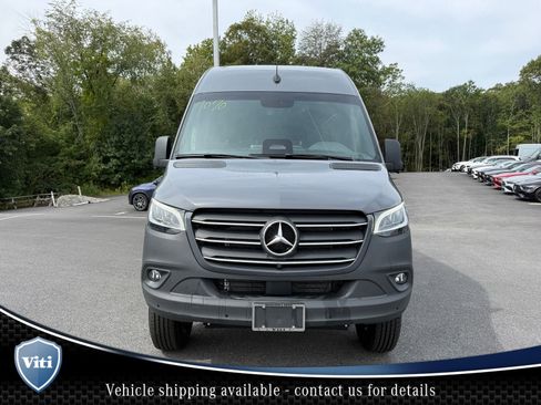 New 2025 Mercedes-Benz Sprinter 2500 image 3