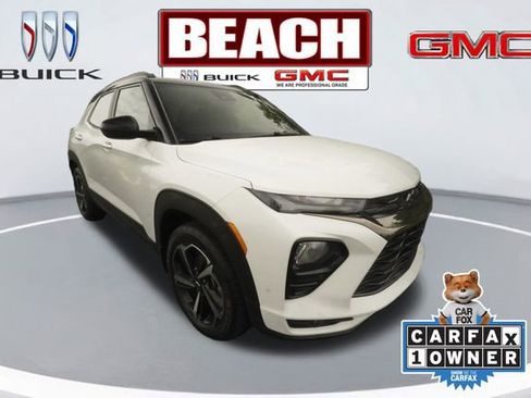 Used 2022 Chevrolet TrailBlazer RS w/ Sun and Liftgate Package AWD/4WD image 1