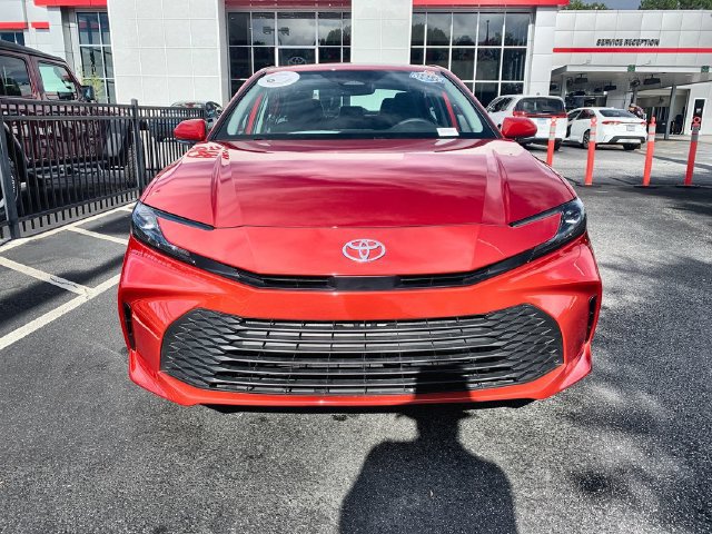 Used 2026 Toyota Camry LE w/ Convenience Package FWD image 3