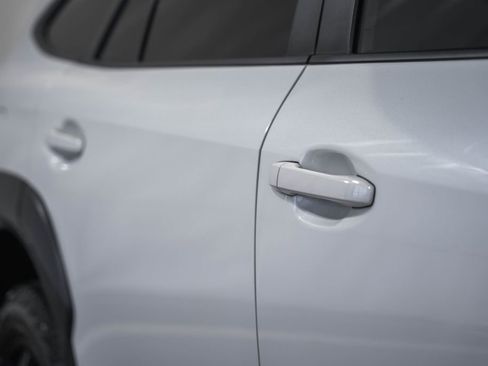 Used 2022 Subaru Outback Wilderness w/ Wilderness Package image 23