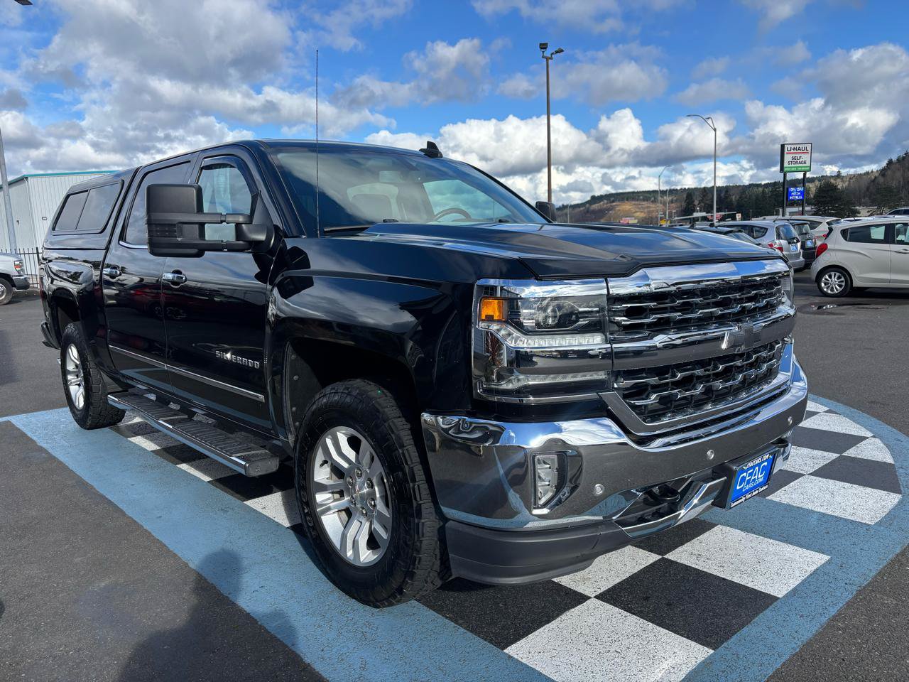 Used 2018 Chevrolet Silverado 1500 LTZ w/ LTZ Plus Package AWD/4WD image 7