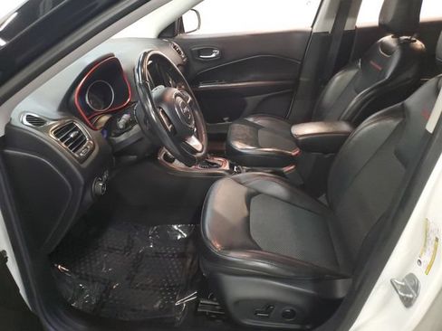 Used 2018 Jeep Compass Trailhawk w/ Safe & Security Group AWD/4WD image 10