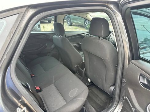 Used 2016 Ford Focus S FWD image 17