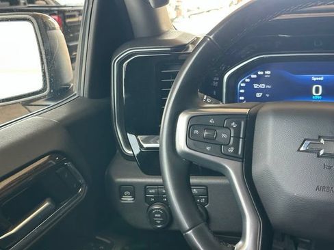 Used 2024 Chevrolet Silverado 1500 LT Trail Boss AWD/4WD image 15