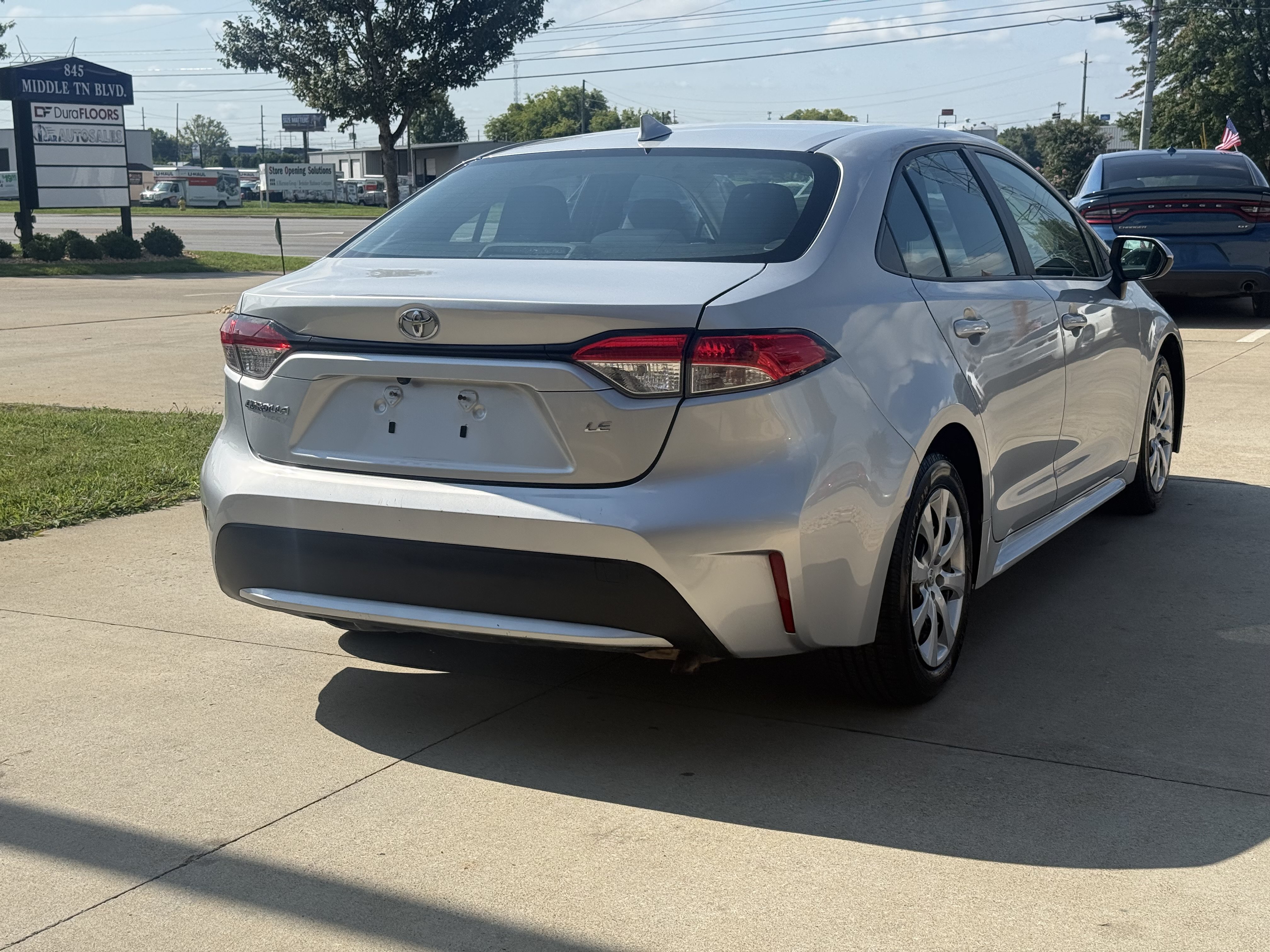 Used 2021 Toyota Corolla LE FWD image 7