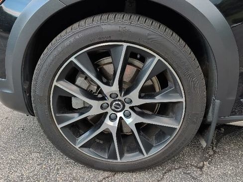 Used 2020 Volvo V90 T6 Cross Country w/ Protection Package Premier AWD/4WD image 13
