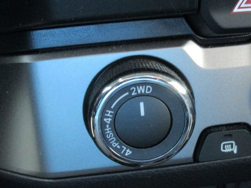 Used 2023 Toyota Tacoma SR image 15