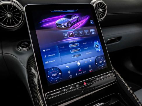 Used 2022 Mercedes-Benz SL 63 AMG 4MATIC image 79