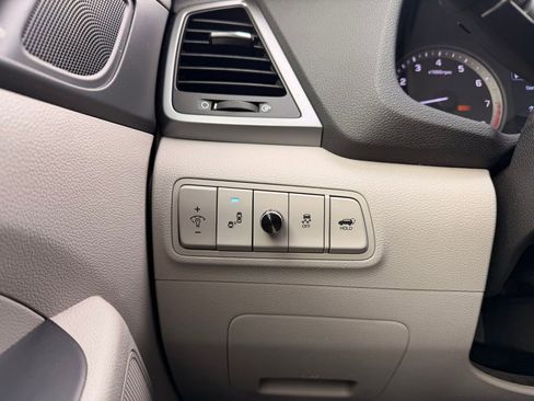 Used 2018 Hyundai Tucson Value image 23