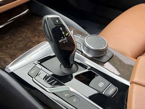 Used 2019 BMW 540i xDrive w/ Convenience Package image 31