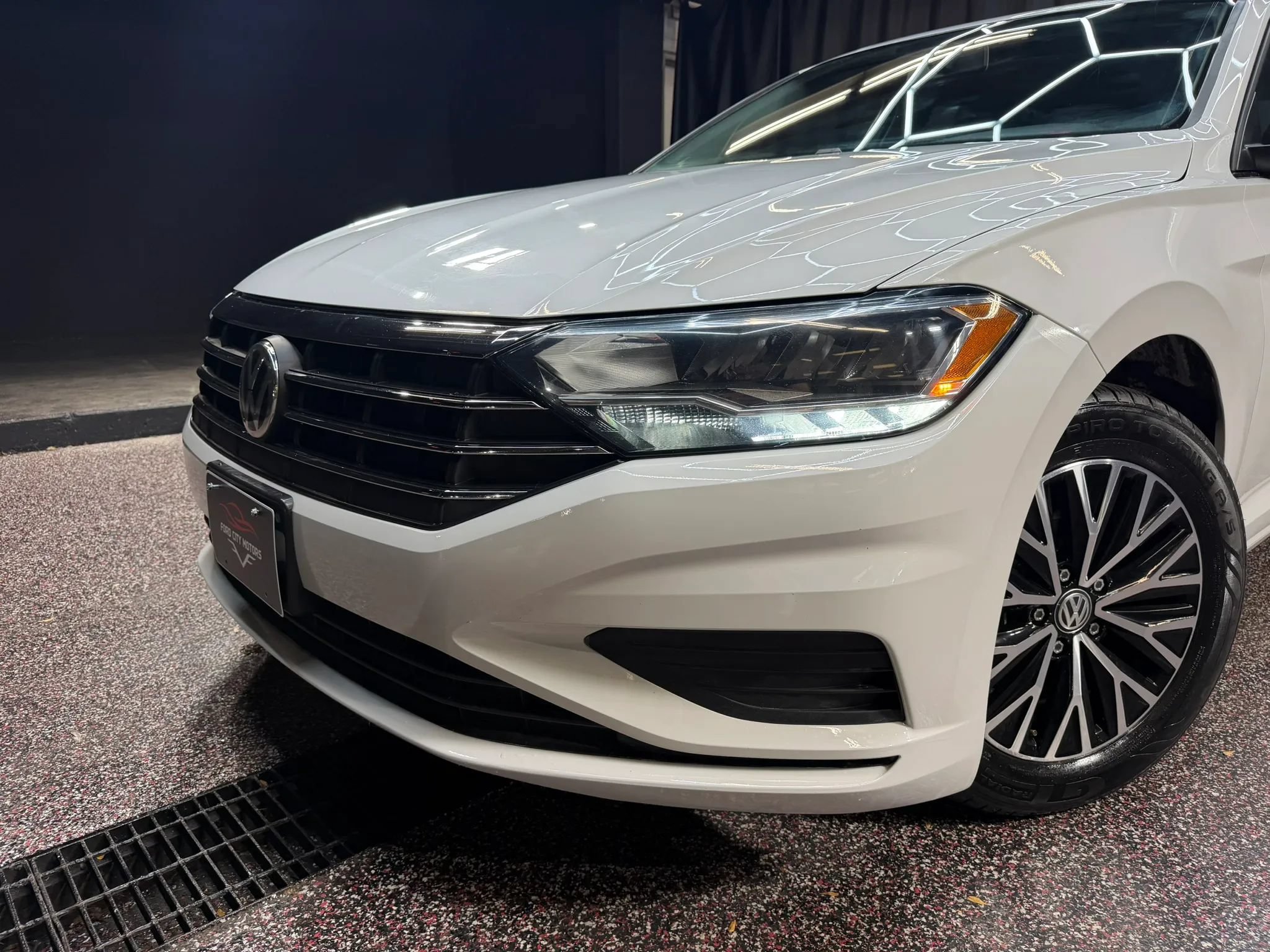 Used 2021 Volkswagen Jetta SE FWD image 38