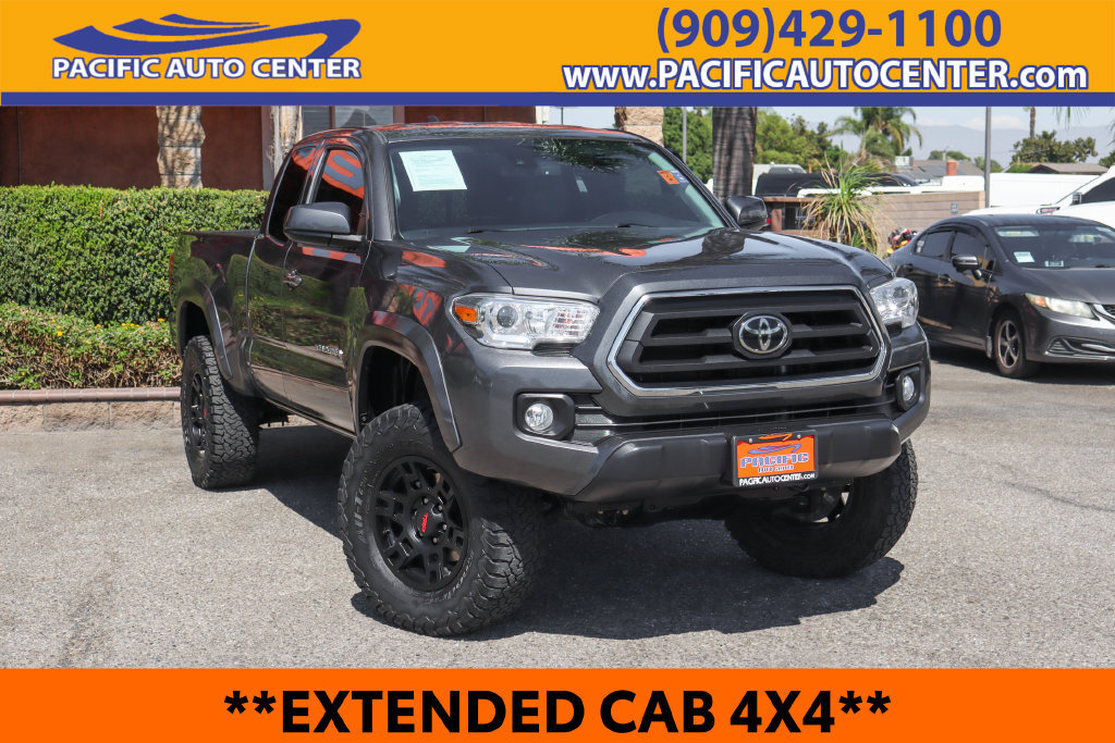 Used 2022 Toyota Tacoma SR5 AWD/4WD image 1
