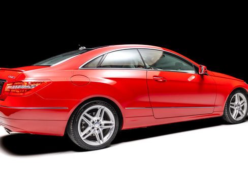 Used 2013 Mercedes-Benz E 350 4MATIC Coupe image 24