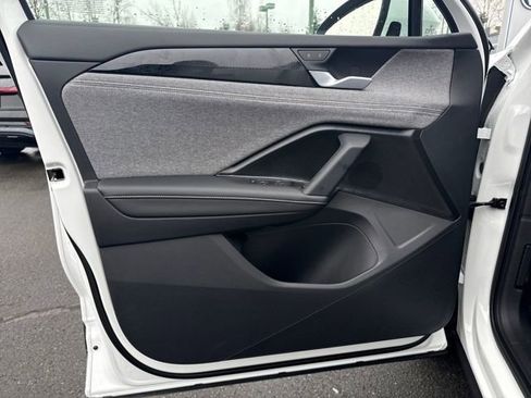 New 2026 Volkswagen Tiguan S image 15