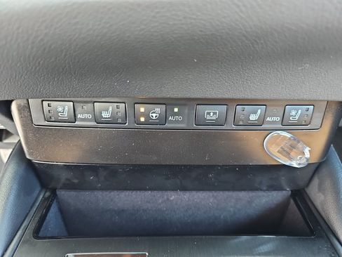 Certified 2023 Lexus ES 300h w/ Luxury Package image 24