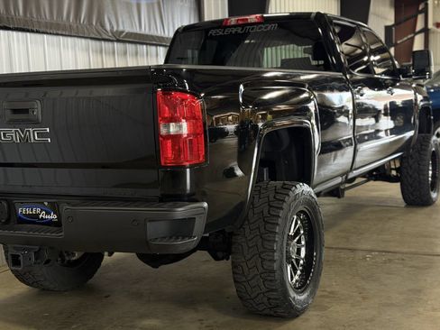 Used 2018 GMC Sierra 3500 Denali w/ Duramax Plus Package AWD/4WD image 15