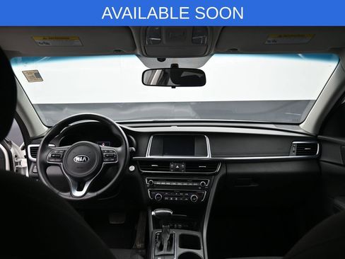 Used 2017 Kia Optima Premium image 26