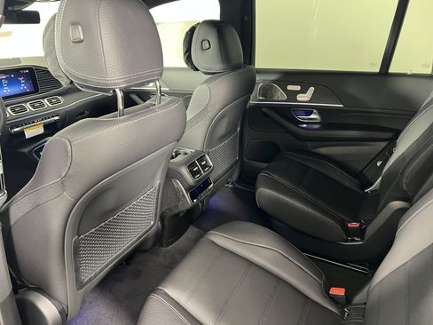 New 2026 Mercedes-Benz GLS 450 4MATIC image 22