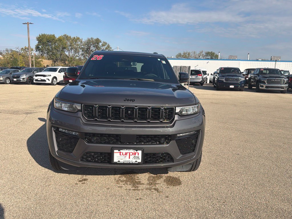 Used 2026 Jeep Grand Cherokee Limited AWD/4WD image 2