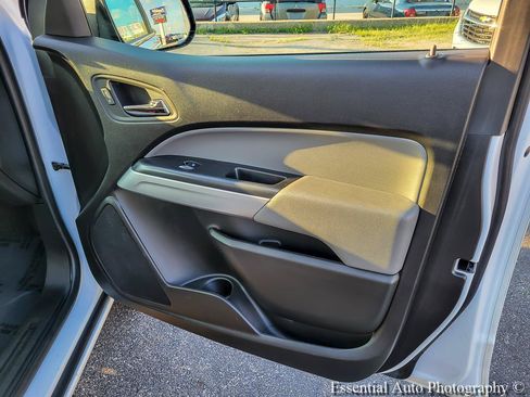 Used 2018 Chevrolet Colorado LT AWD/4WD image 29