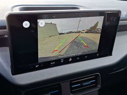 New 2025 Ford Maverick XLT image 13