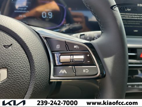 New 2026 Kia Seltos S FWD image 23