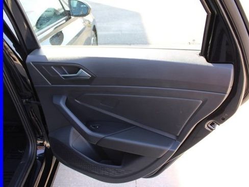 Used 2024 Volkswagen Jetta Sport FWD image 21