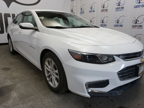 Used 2018 Chevrolet Malibu LT image 4