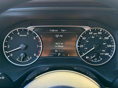 Used 2023 Nissan Rogue SV FWD image 15
