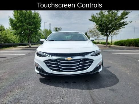 Used 2024 Chevrolet Malibu LT FWD image 2
