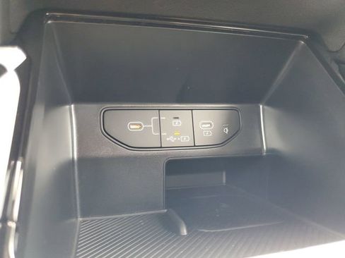 New 2026 Kia Sorento SX image 23