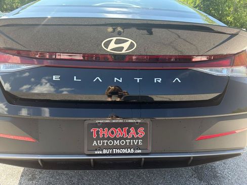 New 2026 Hyundai Elantra Sport FWD image 28