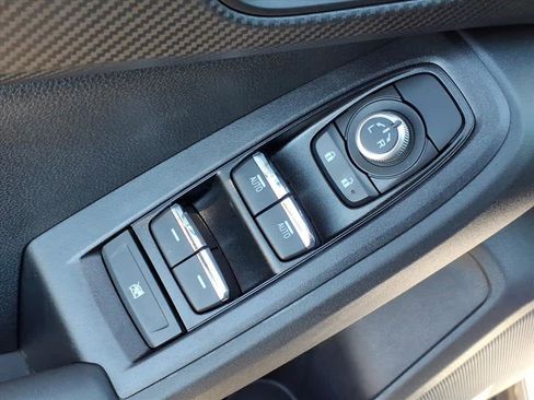 Used 2024 Subaru Crosstrek 2.5i Limited w/ Popular Package #3A image 25