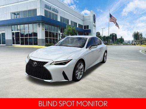 Used 2023 Lexus IS 300 w/ Comfort Package image 9
